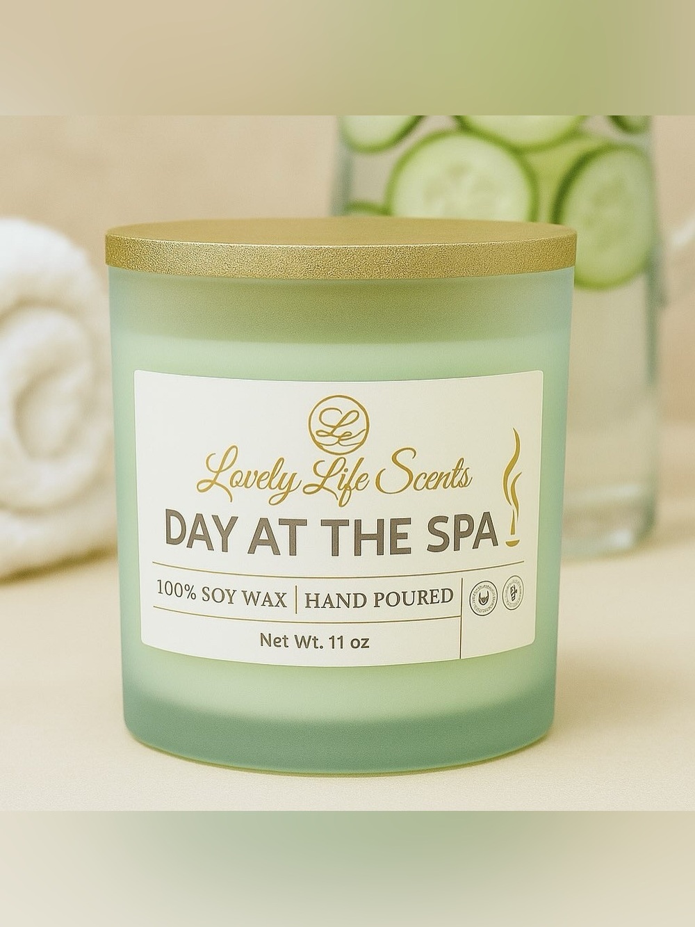 "Day at the Spa" 11 oz Premium Soy Wax Candle, a Cucumber Water & Melon Scent - Picture 5 of 7
